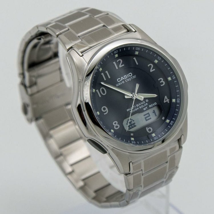 選べる特典付  カシオ ウェーブセプター ソーラー電波時計 メタルバンド ネイビー シルバー メンズ 国内正規品 WVA-M630D-2A2JF